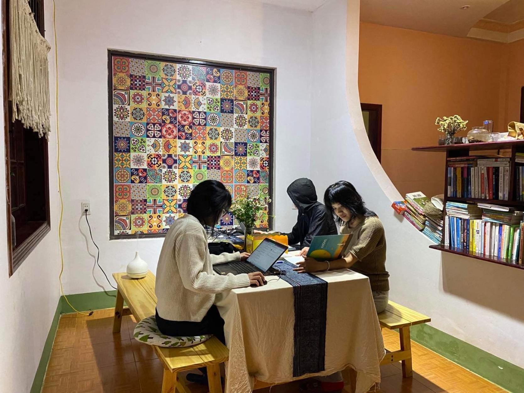 Tron Homestay Kon Von Kla Zewnętrze zdjęcie